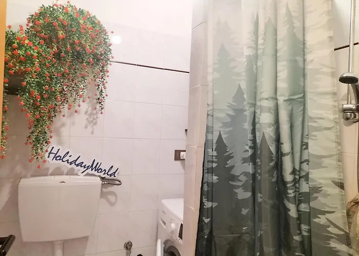 Zopito's House By World アパート