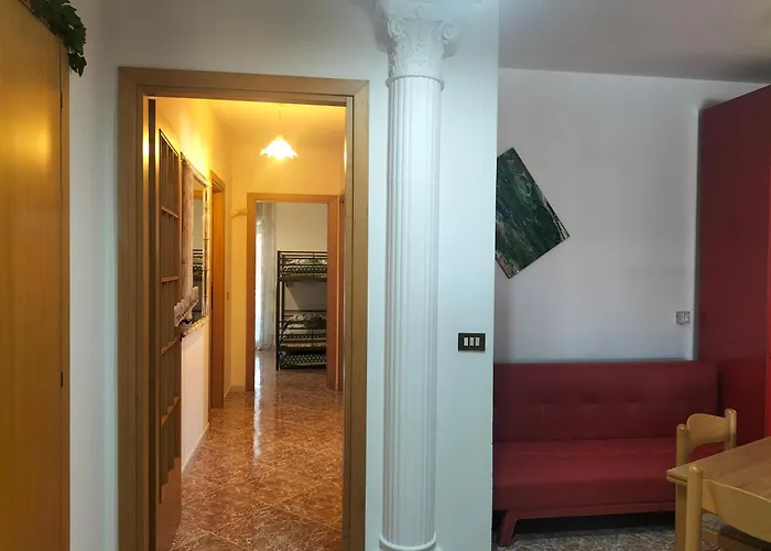 アパート Zopito's House By World